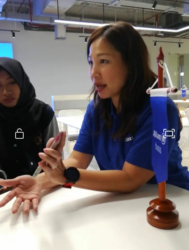 Ibu Karin Zulkarnaen Market Management Allianz Indonesia